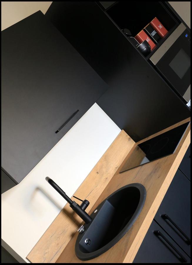 Leden Apartamento Lissieu Exterior foto